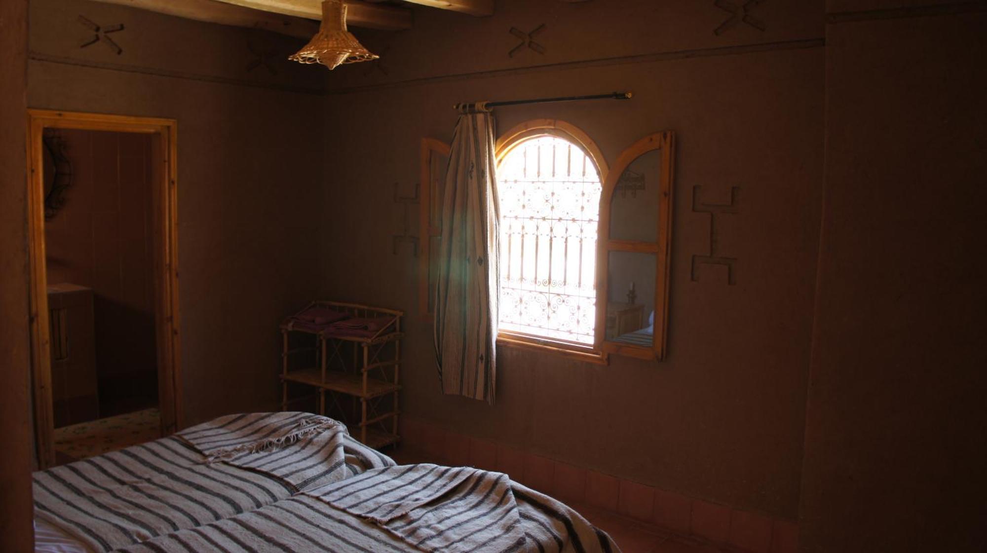 Gîte d'étape Tamaloute Bou Drarar Habitación foto